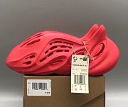 Adidas Yeezy Foam RNNR Vermillion GW3355 - 1