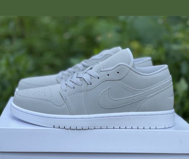 Air Jordan 1 Low Grey Fog DC0774-002 - 1