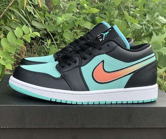 Air Jordan 1 Low SE Tropical Twist CK3022-301 - 1