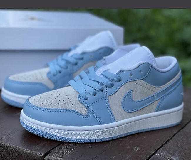 Air Jordan 1 Low University Blue WMNS DC0774-050 - 1