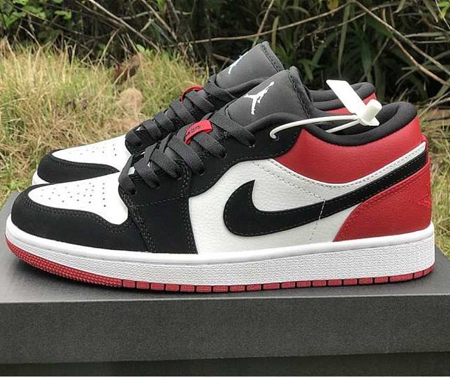 Air Jordan 1 Low Black Toe 553558-116 - 1