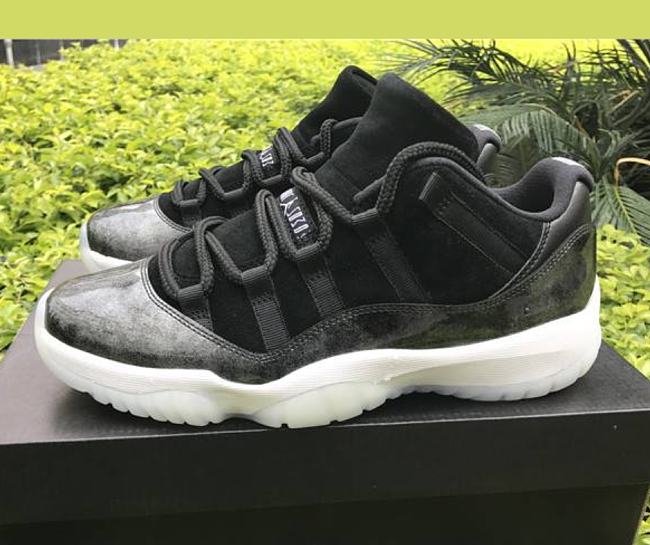 Air Jordan 11 Retro Low Barons 528895-010 - 1