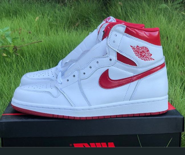 Air Jordan 1 Retro Metallic Red 555088-103 - 1