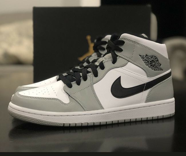 Air Jordan 1 Mid Light Smoke Grey 554725-092 - 1