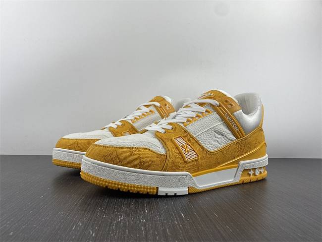 Louis Vuitton Trainer Low White Yellow - 1