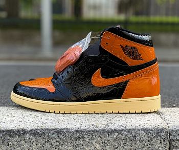 Air Jordan 1 Retro High Shattered Backboard 3.0 555088-028