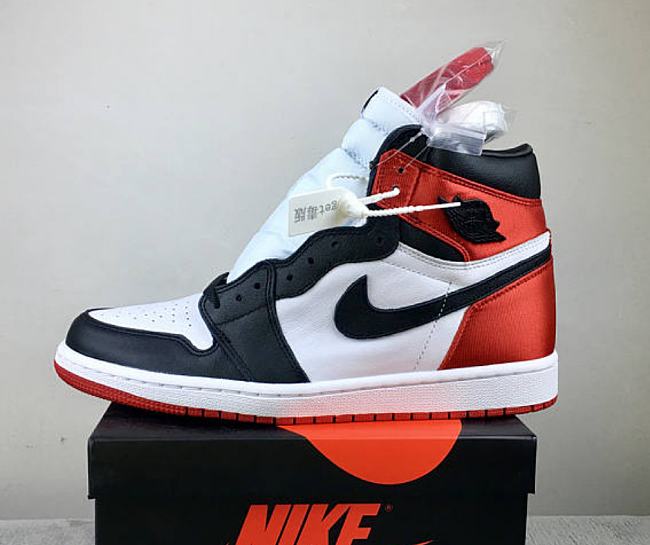 Air Jordan 1 Retro High Satin Black Toe CD0461-016 - 1