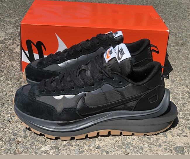 Nike Vaporwaffle Sacai Black Gum DD1875-001 - 1