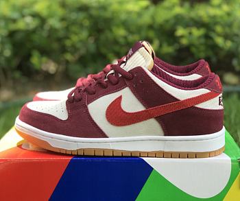 Nike SB Dunk Low Skate Like A Girl DX4589-600