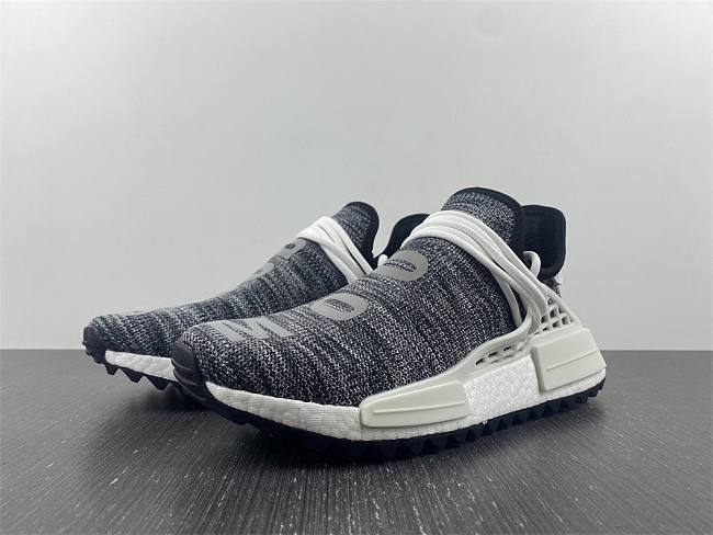 Adidas Human Race NMD Pharrell Oreo AC7359 - 1