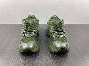 Balenciaga Runner Demna Army Green 577402 W1RN3 2025 - 4