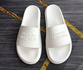 Alexander McQueen Logo Pool Slides White