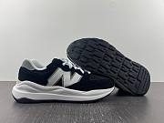 New Balance 5740 Team Black M5740CB - 3