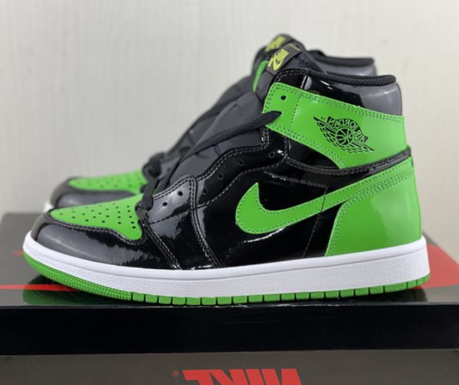 Air Jordan 1 High Patent Lucky Green 555088-030 - 1