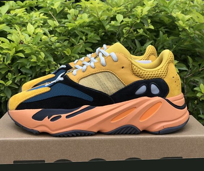 Adidas Yeezy Boost 700 Sun GZ6984 - 1