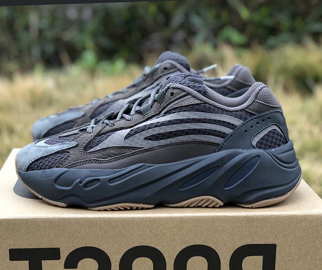 Adidas Yeezy Boost 700 V2 Geode EG6860 - 1