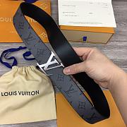 Louis Vuitton Belt LV Initials 40MM Reversible - 3