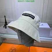 Balenciaga Bucket Hat in White - 1