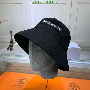 Balenciaga Bucket Hat in Black