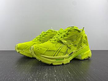 Balenciaga Runner Demna Luminous Green 677402 W3RB4 7510