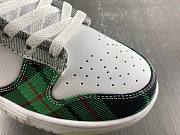 Nike Dunk Low Tartan Plaid DV0827-100 - 2