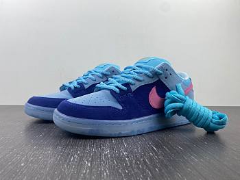 Nike SB Dunk Low Run The Jewels DO9404-400