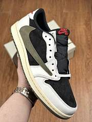 Air Jordan 1 Retro Low OG SP Travis Scott Olive DZ4137-106 - 4